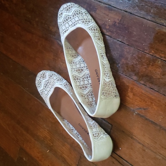 Slip-on shoes - Picture 3 of 4